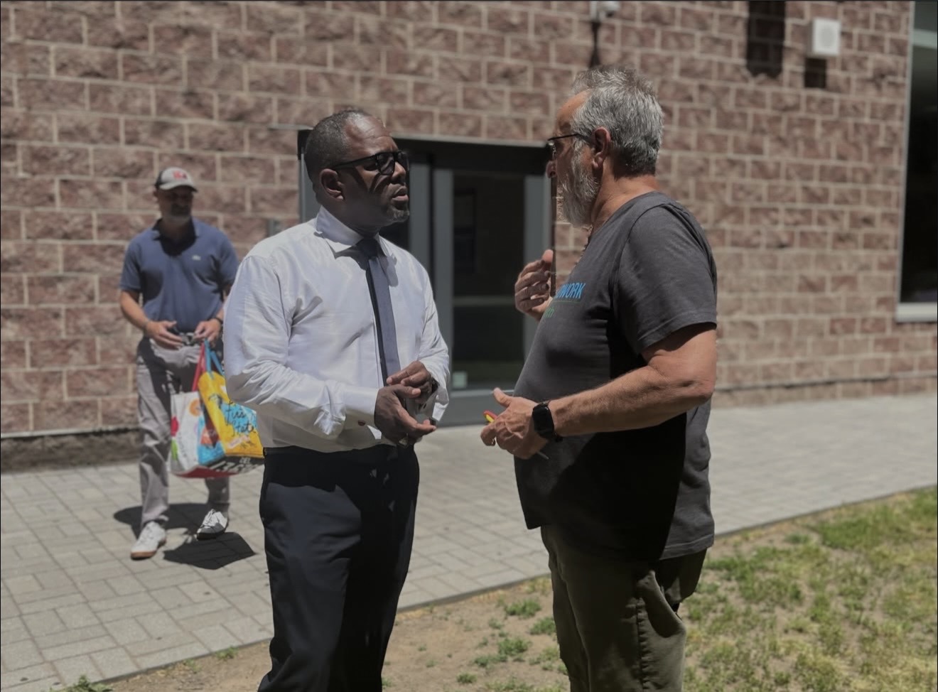 Commissioner Neron speaking with John from Groundworks Elizabeth 