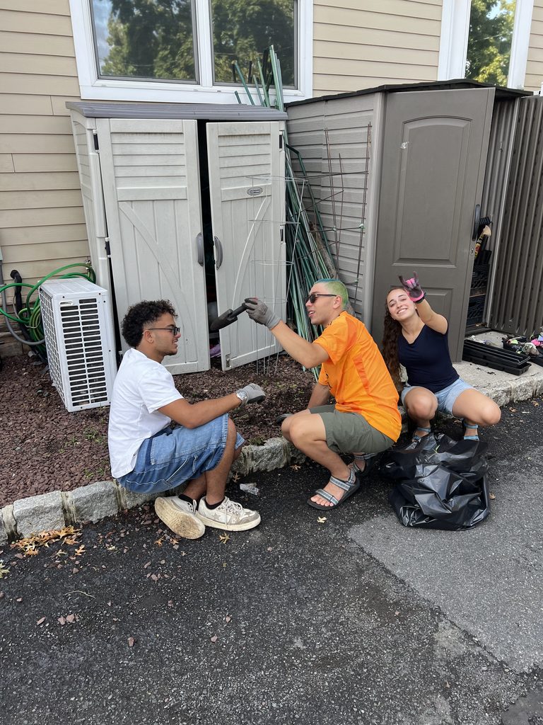 A photo of volunteers in the Zimmerman Urban Community Garden.
